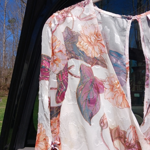 Selfie Leslie Dress - Picture 3 of 13